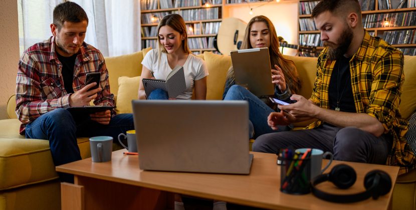 Student Home Internet 2026: NBN vs. 5G Home Wireless for Sharehouses
