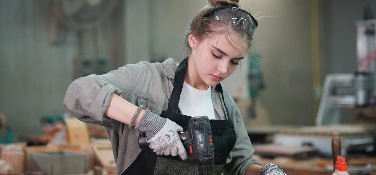 Trade Courses for PR Australia 2026: Carpentry & Cookery Guide