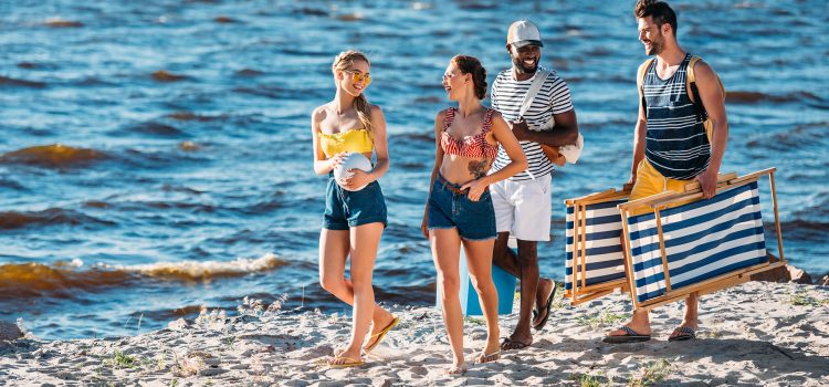 Australia Beach Safety Guide 2026: Why Red & Yellow Flags Save Lives