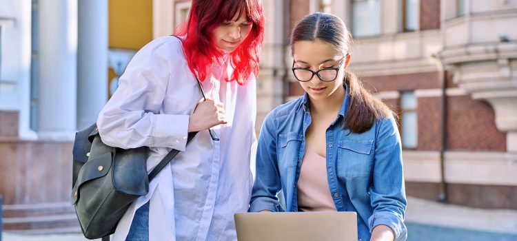 How to See a Doctor for Free: Find Direct Billing Clinics in 2026