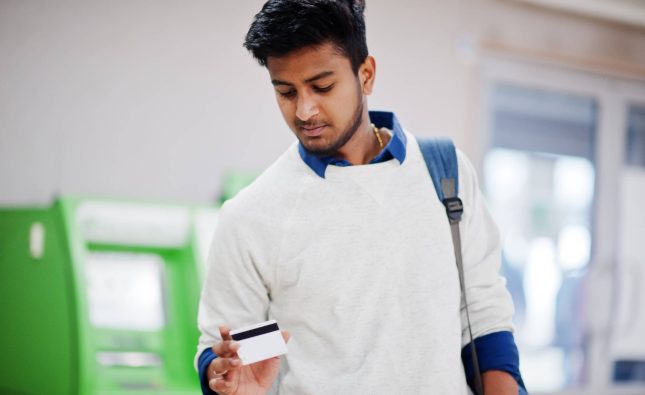 How to Avoid Currency Conversion Fees on a Student Visa (2026)