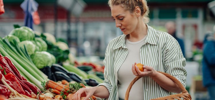 Why “Imperfect” Veggies are the Only Way to Beat Food Inflation