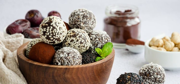 7 DIY Protein Snacks That Cost Under $1.50 Per Serving (2026)