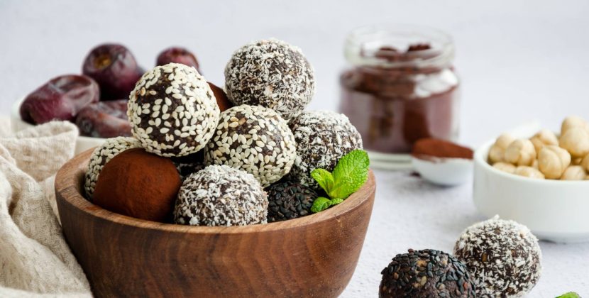 7 DIY Protein Snacks That Cost Under $1.50 Per Serving (2026)