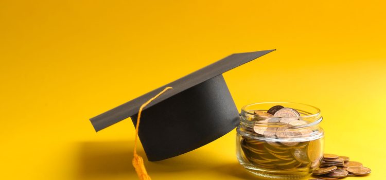 Top 3 Non-Repayable Grants for International Students in Victoria (2026)