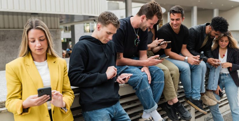 Student Edge vs. UNiDAYS: Which App Wins for Australian Students in 2026?