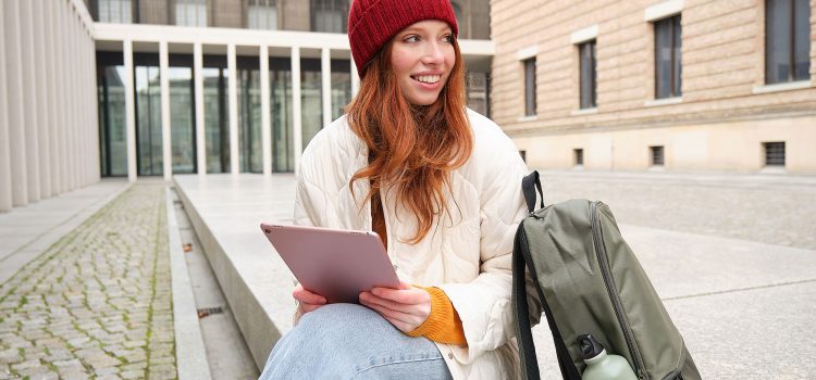 How to Check University Visa Priority Status 2026: Australia Guide