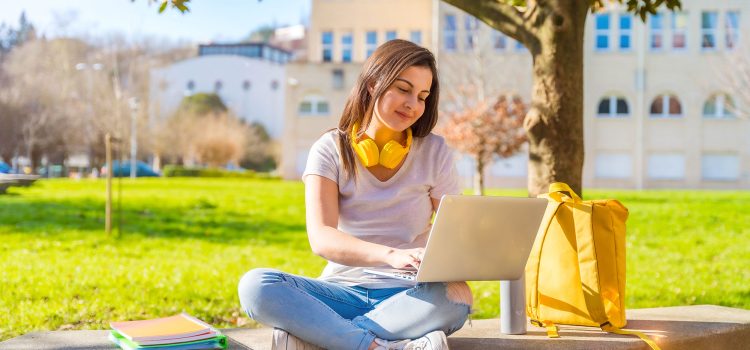 Best Student Laptops Under $1,000 for Melbourne Universities (2026)