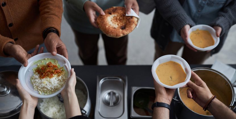 Cooking for 5: How "Community Pots" Cut Share House Food Waste by 40%