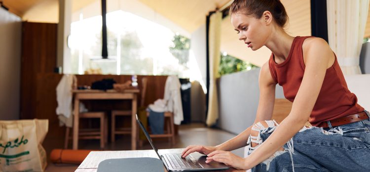 10 Student Discount Hacks to Cut Your Australian Living Costs by 30%