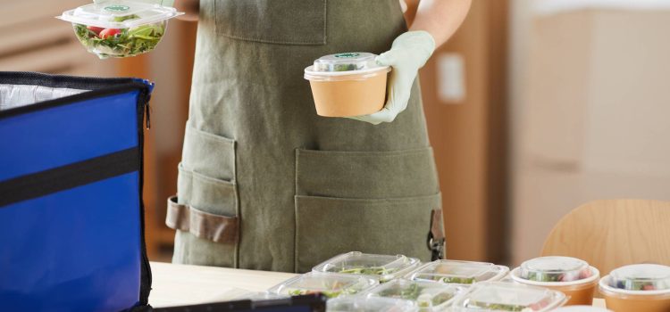 7 Emergency Food Resources for Full-Time Workers in 2026