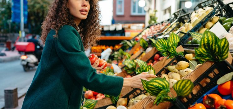 Aldi vs. Woolworths: Who Really Wins the Fresh Food War This Month? (March 2026)