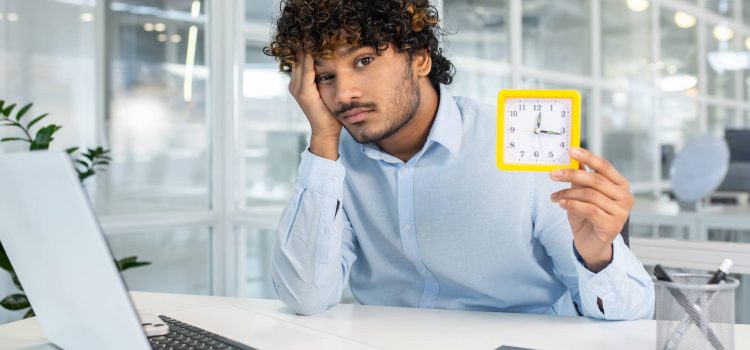 What Happens if I Work 49 Hours in a Fortnight? (2026 Rules)