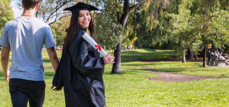 Does the Victorian Government Graduate Program Accept International Students? (2026)