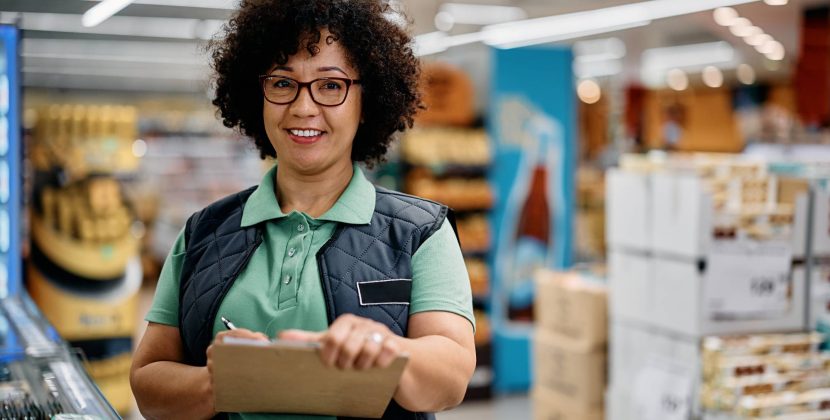 Retail vs Warehouse Pay: Which Sunday Shift Earns More in 2026?