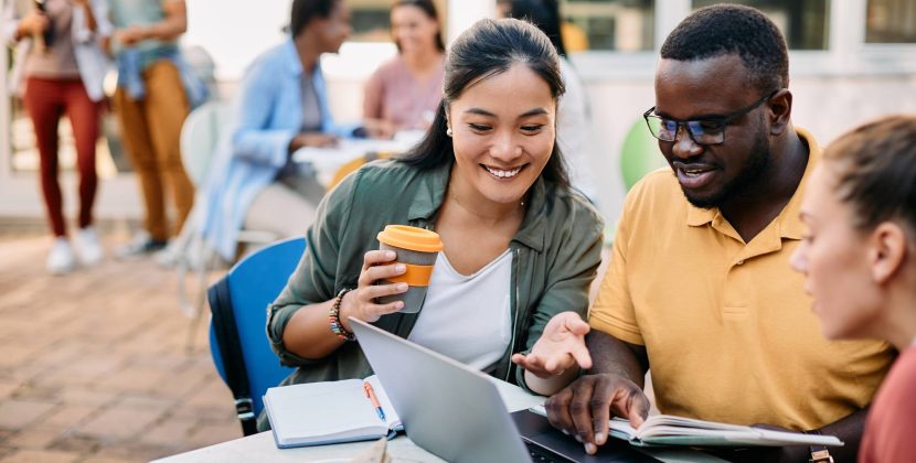 Can International Students Work Full-Time on Semester Break?