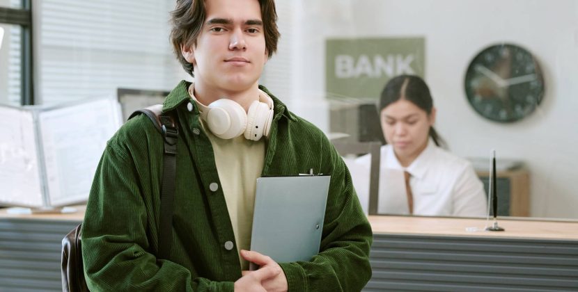 Best Banks for International Students with $0 Monthly Fees (2026)
