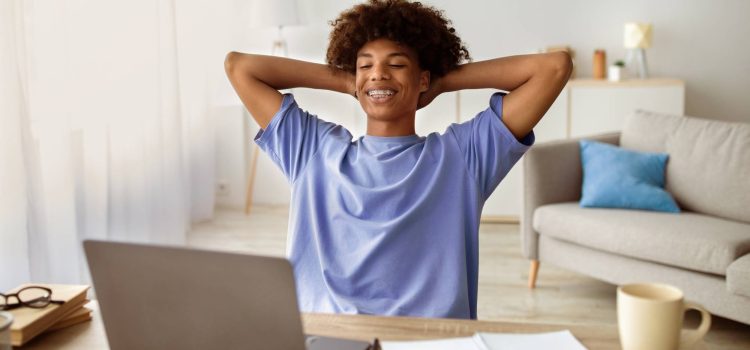 How to Balance Weekend Work & Full-Time Study (2026 Guide)