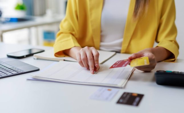 Does CommBank Charge a Fee for Paying University Invoices? (2026)
