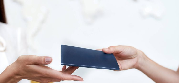 Can I Apply for a New Visa Onshore Within the 35-Day Grace Period?