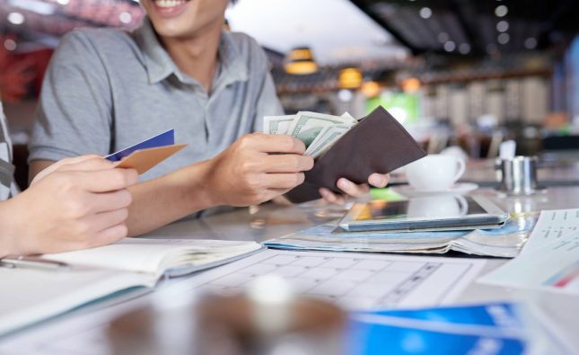 Tracking the Australian Corporate Roles Offering Sign-On Visa Reimbursements