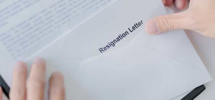 How the 180-Day Grace Period Protects Visa Holders After Resignation