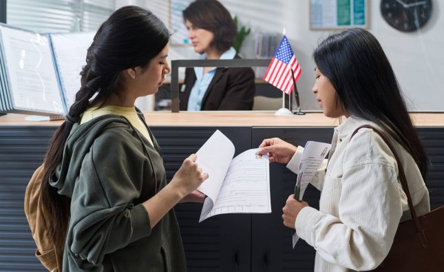 What Documents Do Employers Need to Verify Student Visa Holiday Work Rights?