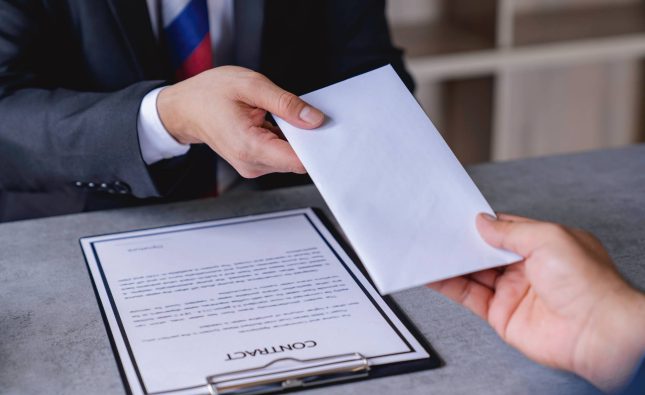 How to Write a Formal Fee Dispute Letter to an Immigration Professional