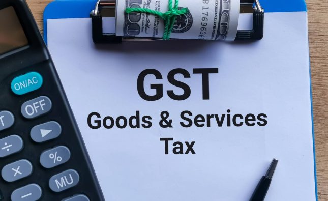 Can You Voluntarily Register for GST if You Earn Under $75,000?
