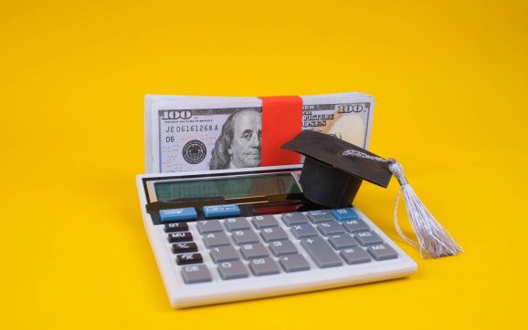 How to Make Money in University Without Failing Your Classes