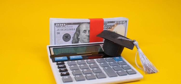 How to Make Money in University Without Failing Your Classes