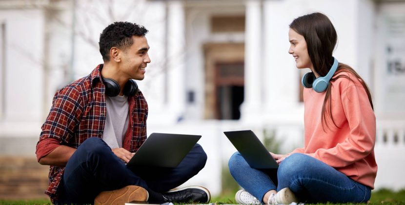 Mable vs. Hireup: Which Platform Pays Students More in 2026?