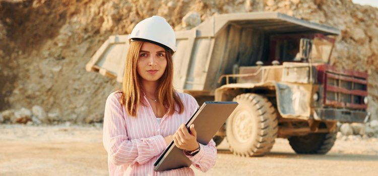 Final Checklist Before Signing Your Permanent Mining Contract (2026)