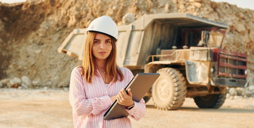 Final Checklist Before Signing Your Permanent Mining Contract (2026)